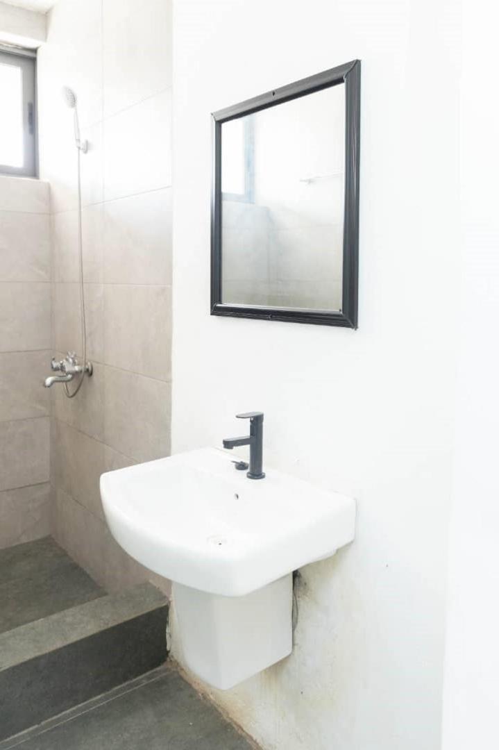 Seven Brothers Apartments Accra Exterior photo