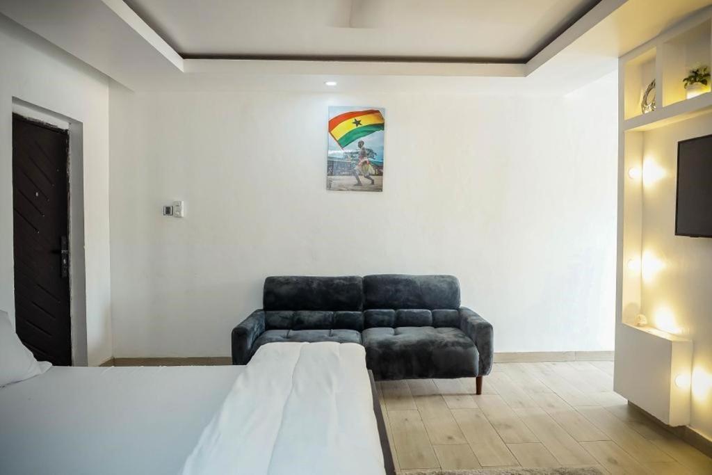 Seven Brothers Apartments Accra Exterior photo