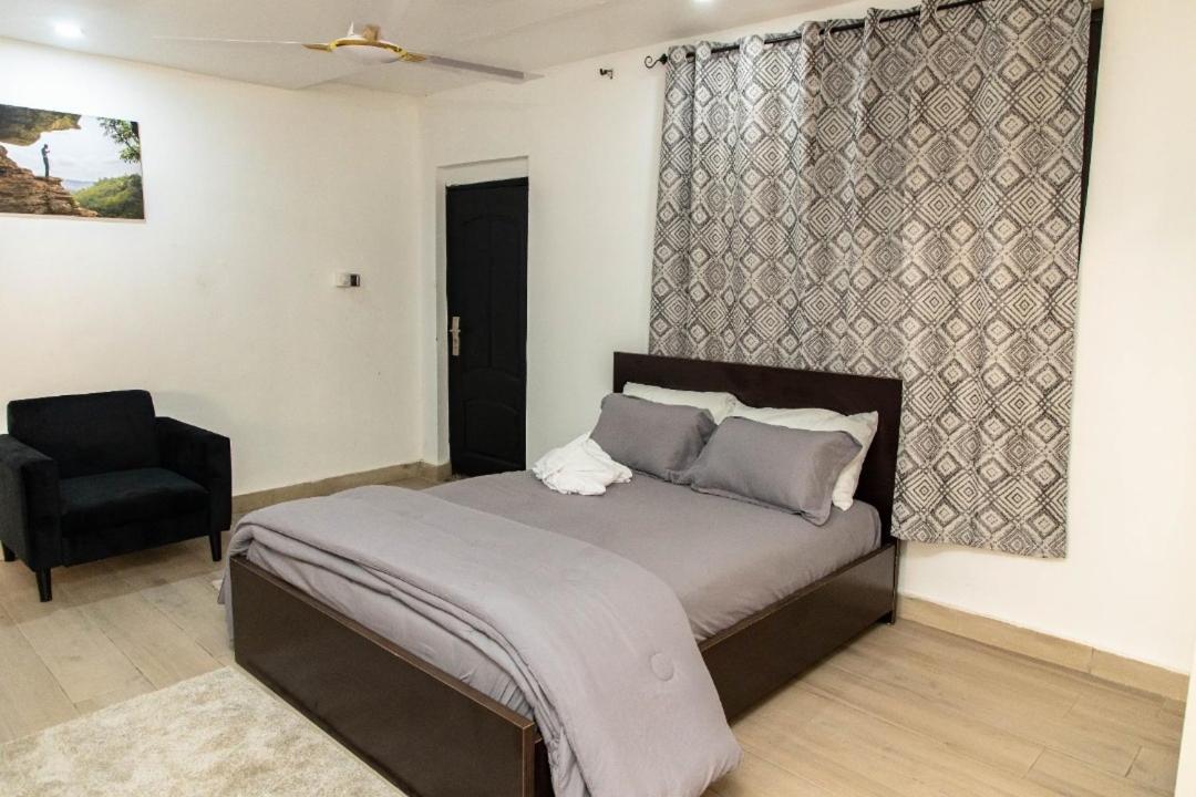 Seven Brothers Apartments Accra Exterior photo